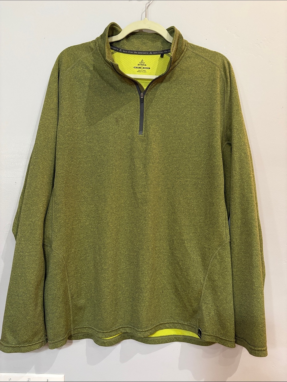 prAna Men’s XL Olive Green Heather Quarter Zip Performance Pullover